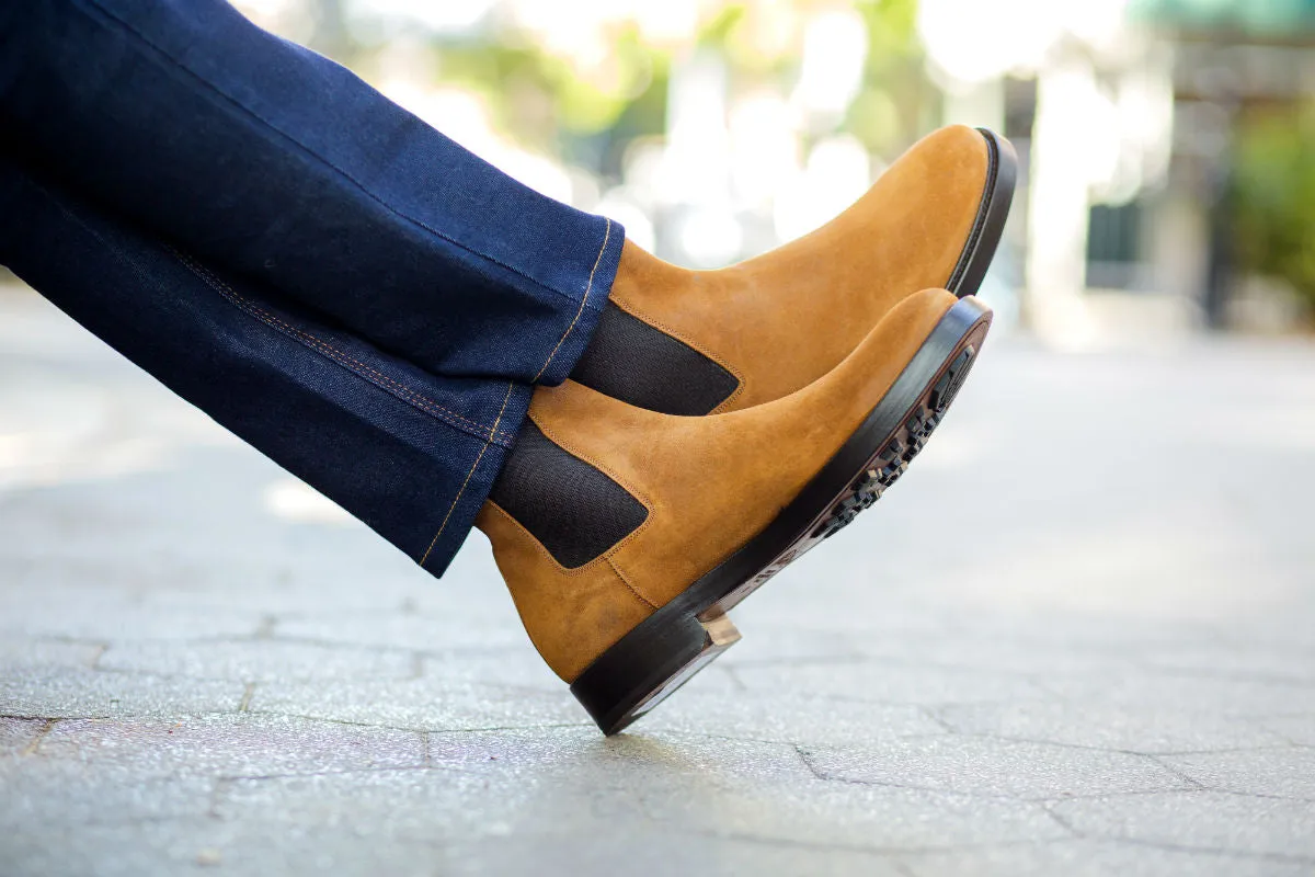 The Phoenix Chelsea Boot - Rum